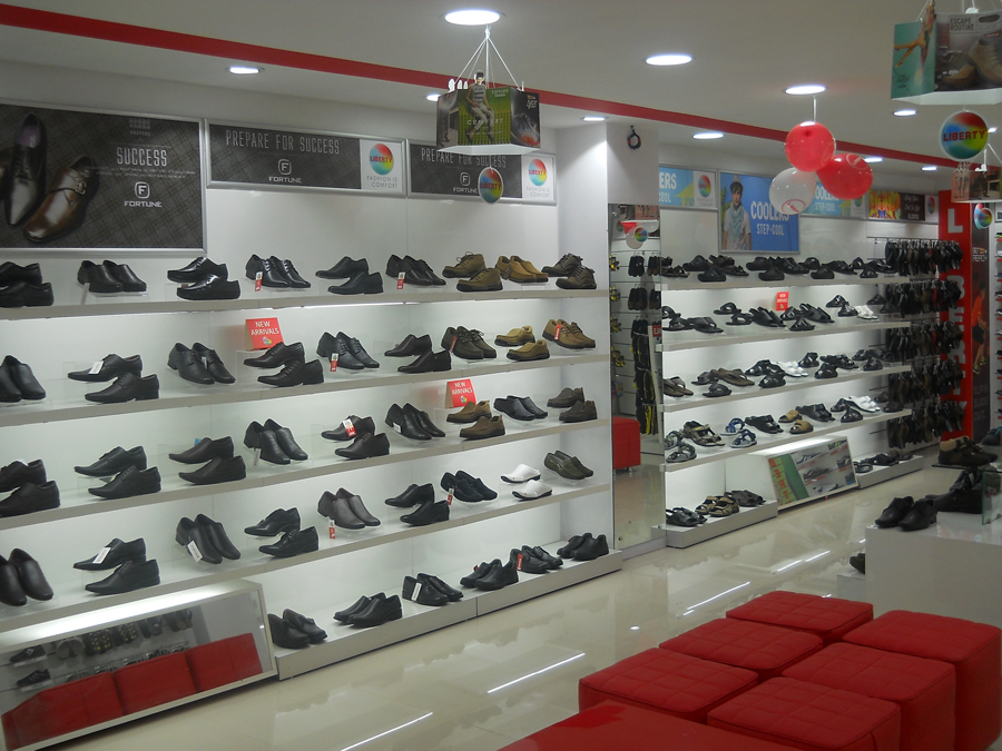 Liberty shoes launches an exclusive showroom on Hall road, Jaipur, Rajasthan unveiling its spruce and dapper footwear collection!