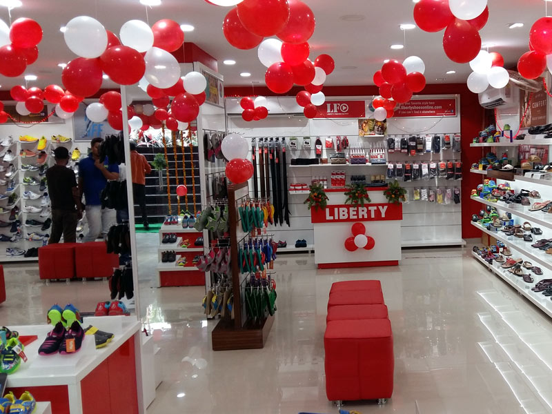 Liberty footwear unveils its new collection in Surat by opening an exclusive showroom in the high street shopping area of Surat Bhagatalav main road situated in Gujarat. The store was launched on 1st August, 2015 exhibiting the fresh and rejuvenated collection.